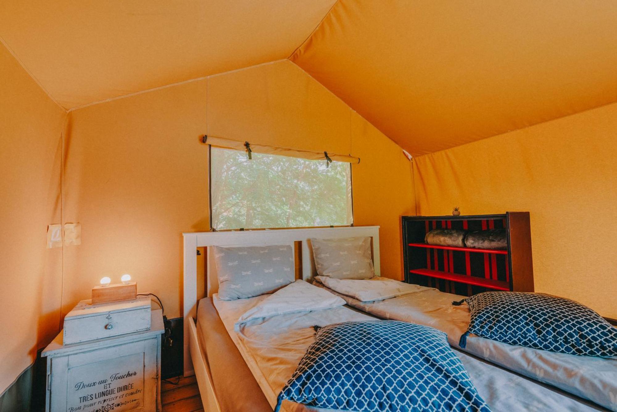 Отель Rendes Glamping Balatonrendes Экстерьер фото