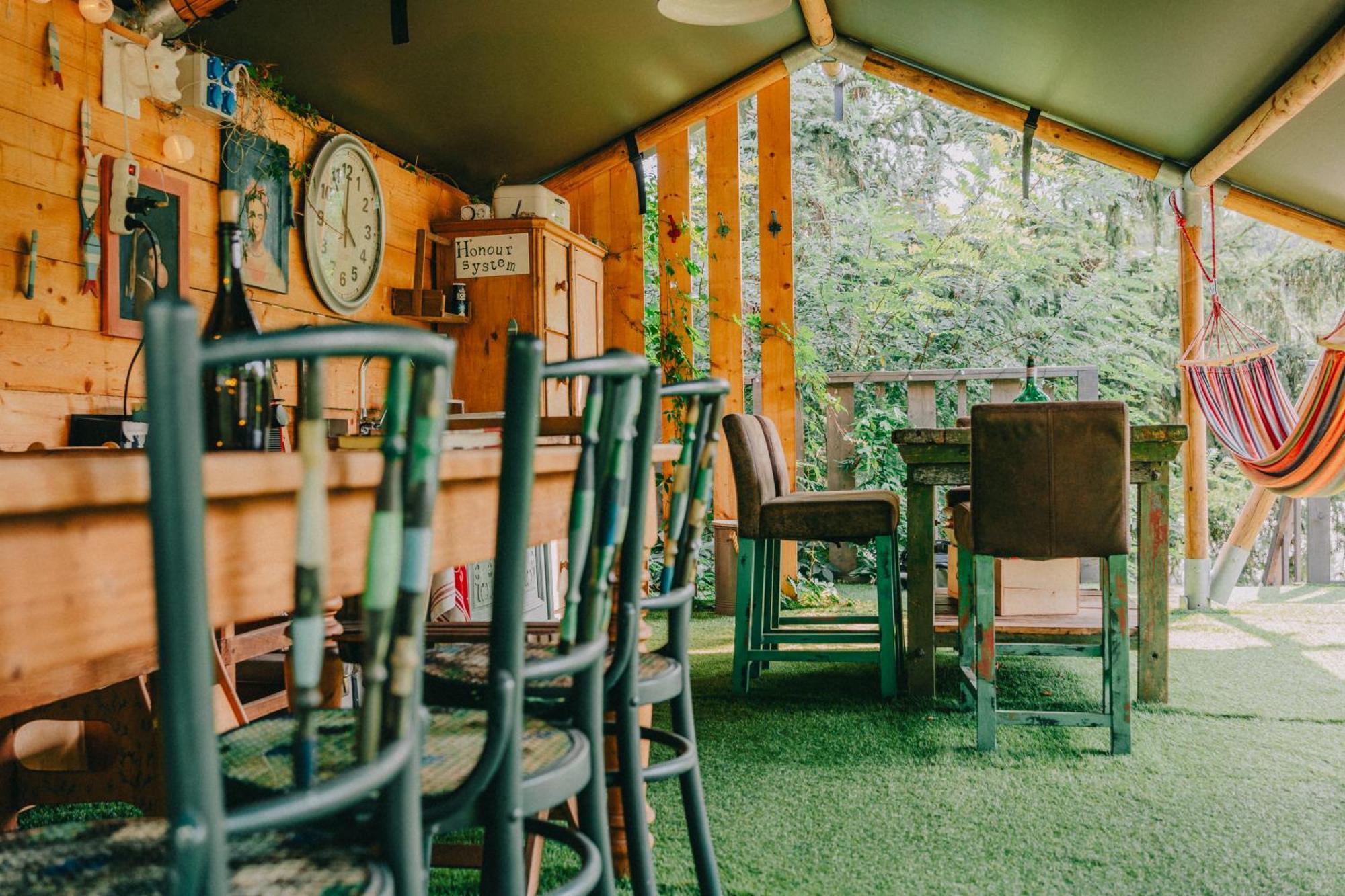 Отель Rendes Glamping Balatonrendes Экстерьер фото