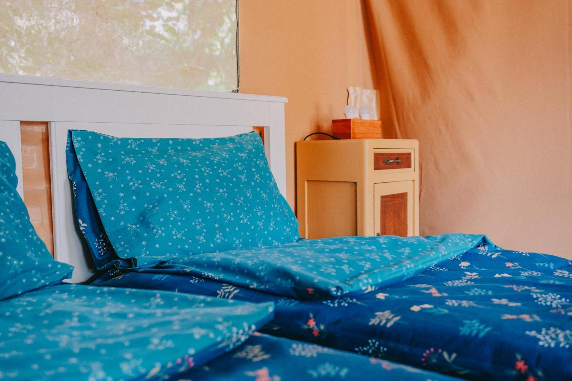 Отель Rendes Glamping Balatonrendes Экстерьер фото